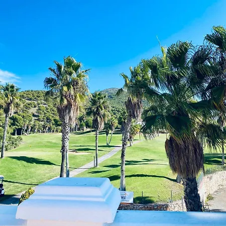 شقة Luxury Puebla Aida With Golf & Sea View فوينخيرولا