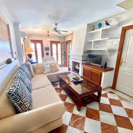 شقة Luxury Puebla Aida With Golf & Sea View *