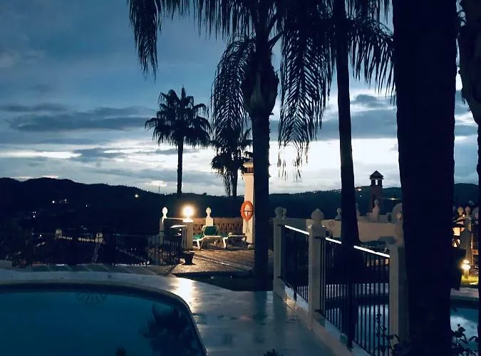 Luxury Puebla Aida With Golf & Sea View * Фуэнхирола